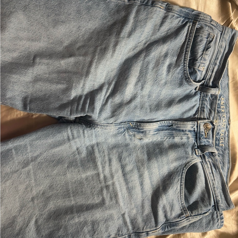 American Eagle Outfitters Women's Light Blue Jeans